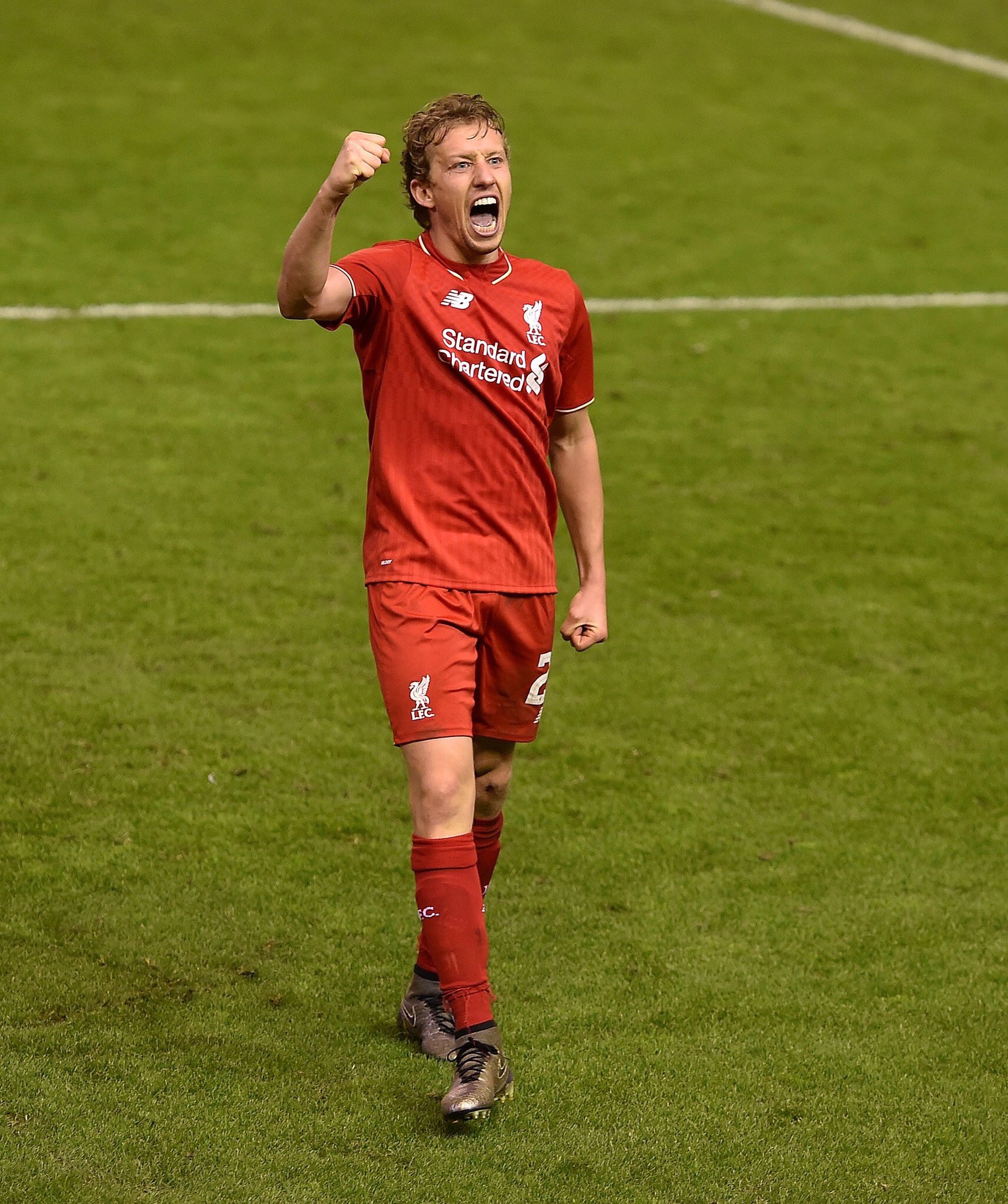 Happy 30th Birthday Lucas Leiva!    