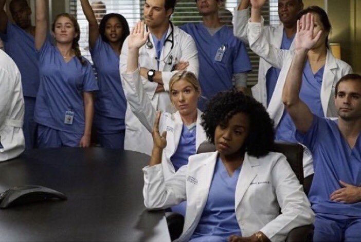GreysAnatomyHD's tweet photo. "how many of you have ever felt personally victimised of Shonda Rhimes?'' #GreysAnatomy https://t.co/22y8uyZ4Dy