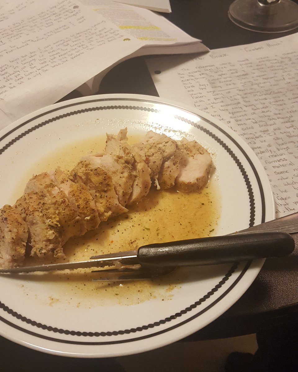 Nick_Actor's tweet photo. For breakfast today we have chicken breast with a healthy side of knowledge! #StudyLife #PeterBrook #LetsDoThis #Theatre https://t.co/OGNzoxN1w2