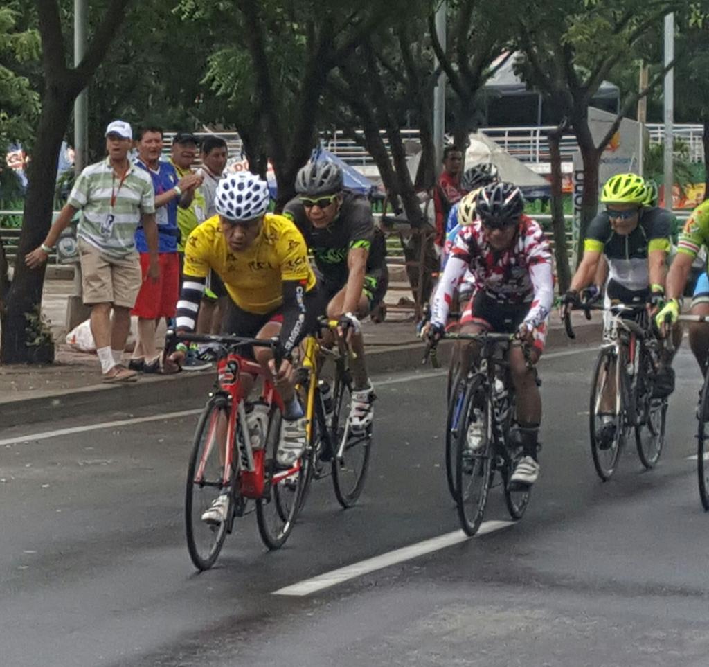 Otra medalla para Caldas en los juegos Acord para periodistas en Cucuta, de nuevo Osvaldo Hernandez BRONCE en ciclismo de ruta. GRANDE OSVAL
