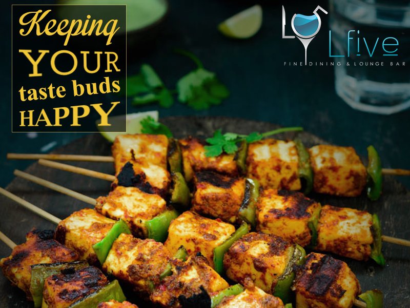 L5LoungeBar's tweet photo. Brighten up your day with the veg barbecue treat. Try the fiery, scrumptious BBQ Paneer at #L5Lounge. #chembur #ghatkopar #vegfood #foodie https://t.co/NCJdndoerj