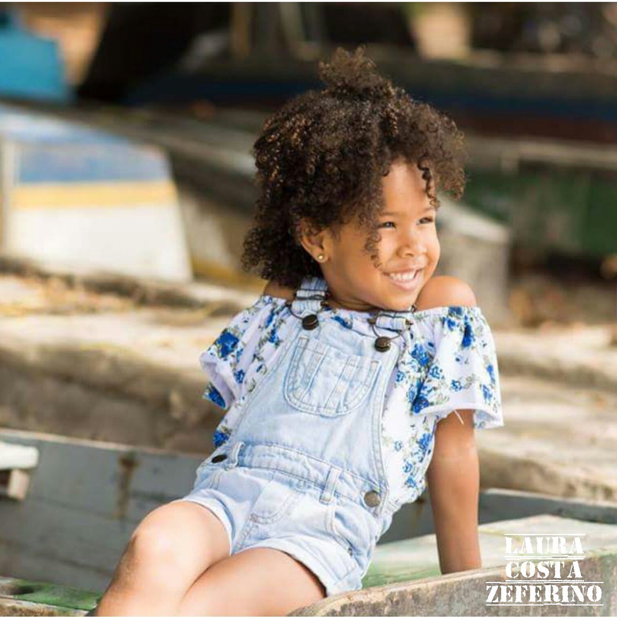 lauracostazefer's tweet photo. #poderblack #negra #minifashionista #happy #girls https://t.co/LDH0Tx3aGJ