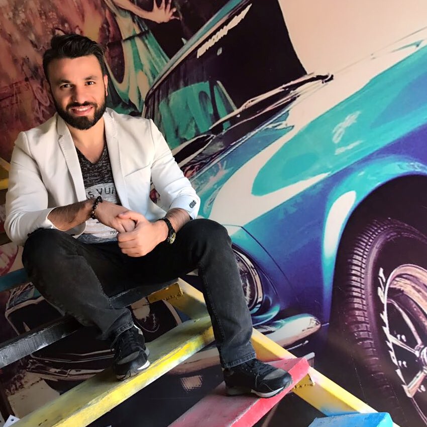 ما أروعه من مساء.. أن يكون لك أحباء في الحياة يبادلونك صدقاً بصدق.. 🙌🏼  #مساء_الخير احباب قلبي #خالد_حجار