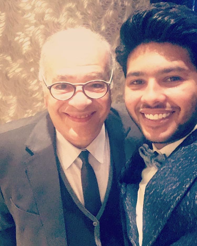 Audienceprogram's tweet photo. سيلفي جديد للنجم المصري 👇
#محمد_شاهين
#Mohammad_Chahine
@MohammadChahine
باطلالة جديدة مع الفنان الكبير 👇👇
#صلاح_عبدالله https://t.co/2uJQfHZTdE