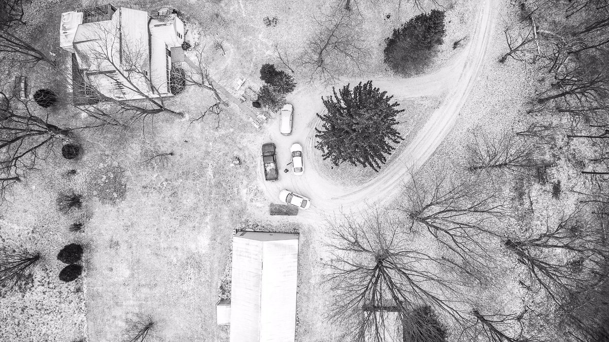 NWI_Media's tweet photo. Shots from the #drone here in #NorthwestIndiana #YuneecDrone #Media #Marketing #Indiana https://t.co/oJ1fblyEm6