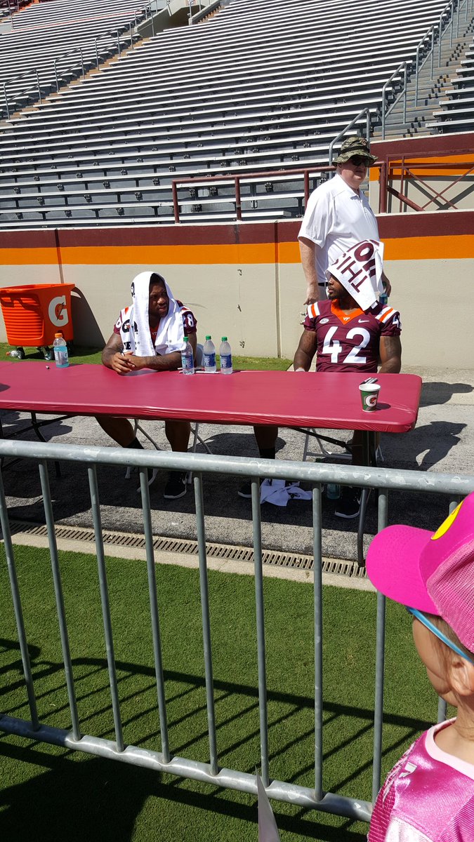 burress_kevin's tweet photo. @LaneStadiumVT @RunJuice42 https://t.co/gM7rdrGUzS