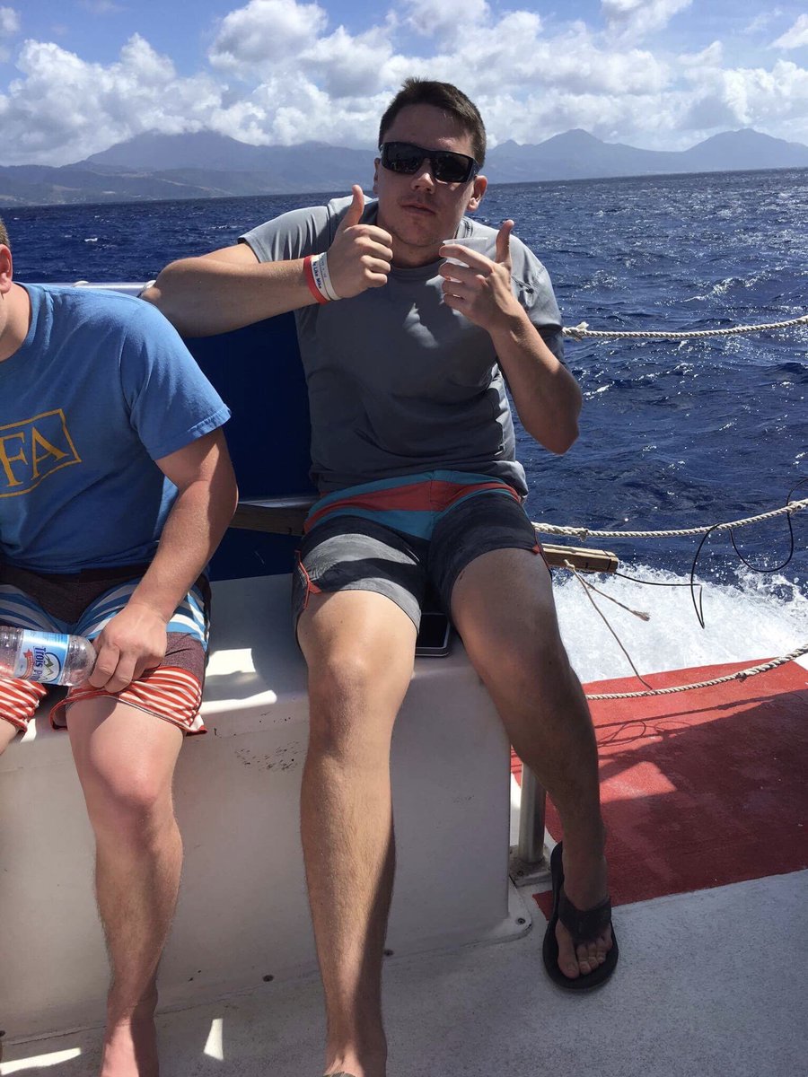 FutonOrDie's tweet photo. Boats 👍🏻 https://t.co/RweNgIo7Gv