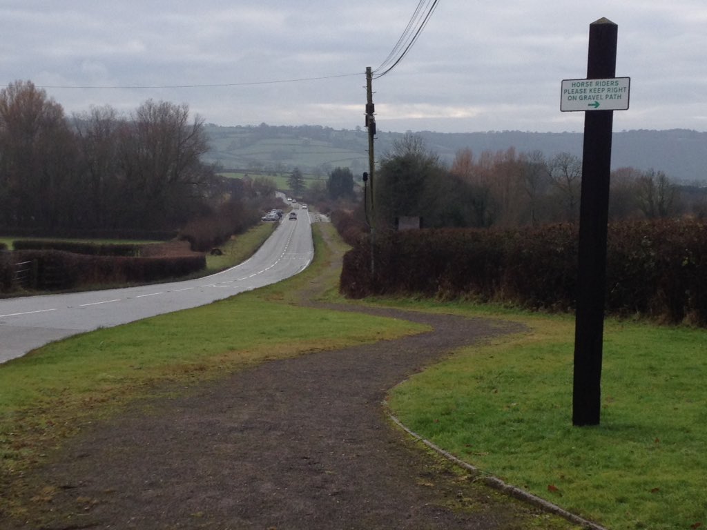 It's official, the #JuniorMendips round of the <a href="/BritishCycling/">British Cycling</a> junior series is now open for entry, find out more at bristol-cycling.com/section.php/5/…