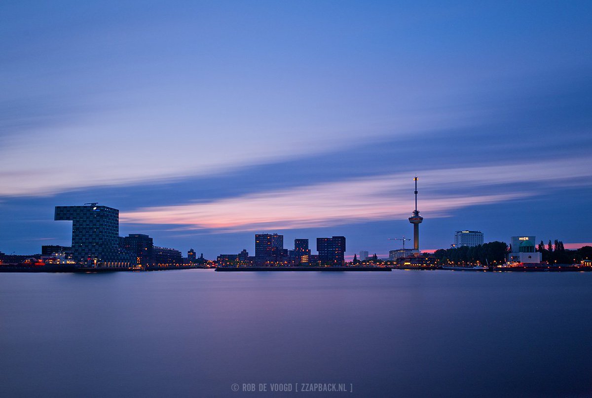 zzapback's tweet photo. Foto van 163 seconden, dus ff werk, maar wel verkocht dus toch de moeite! ;-) #Rotterdam @Euromast010 #fotografie #ND110 https://t.co/Wle7YJFmbU
