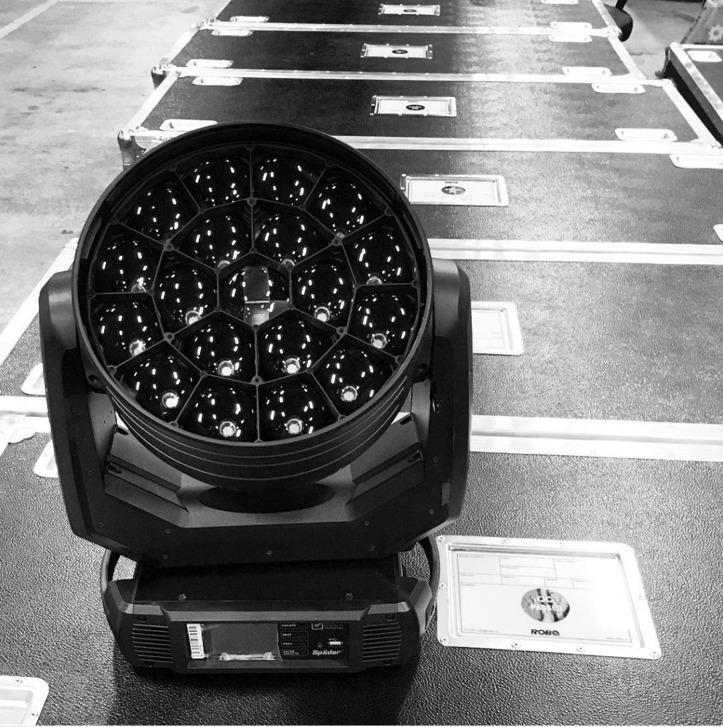 ExpMorris's tweet photo. New toys on a Monday ππΌ @Robelighting #Spiiders #MorrisPrep https://t.co/GyEHRY0JHJ