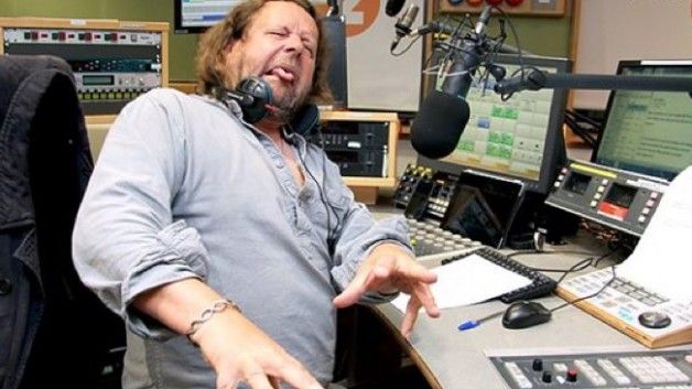 RadioToday's tweet photo. The biggest radio station in the UK cannot afford overnight presenters anymore. Wait, what @BBCRadio2 https://t.co/xEll56iJwd https://t.co/x8j37bTHeJ