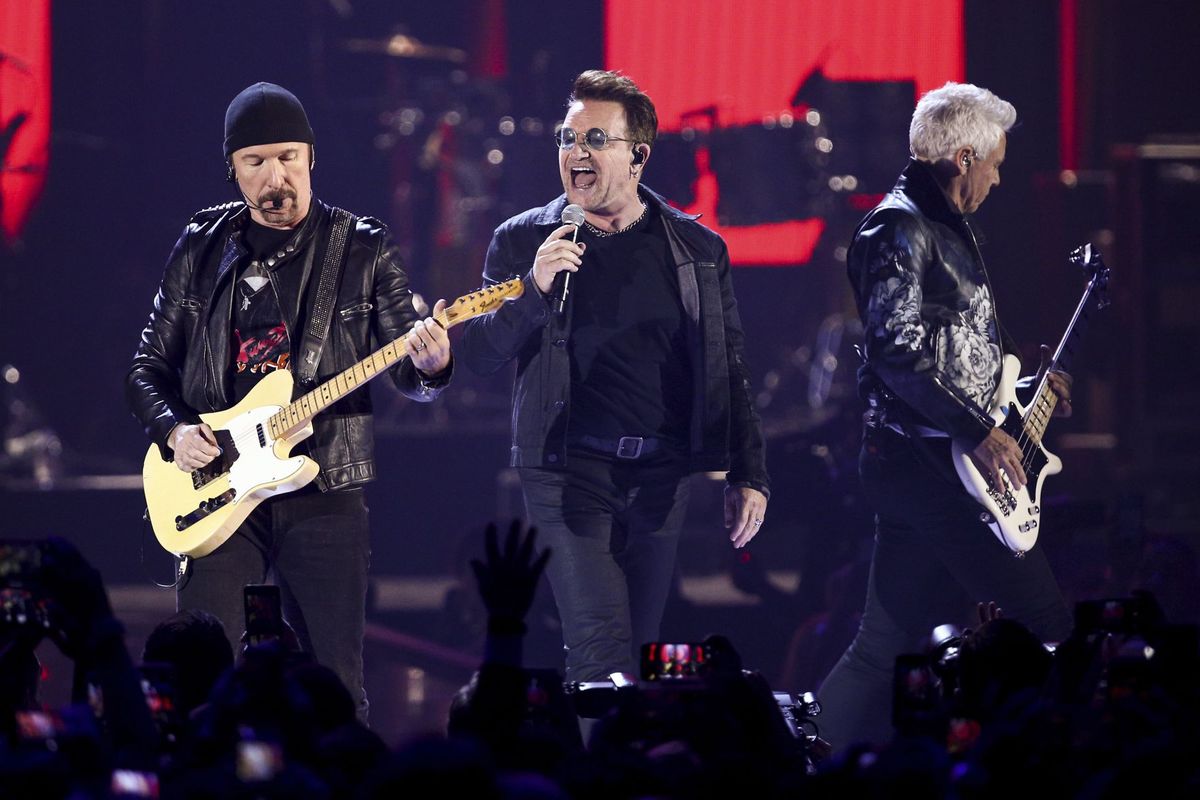 U2 bringing 'Joshua Tree' stadium tour to <a href="/SCFoxboro/">Sun Chron Foxboro</a> this summer ow.ly/BAm8307Pj3L <a href="/TheSunChronicle/">The Sun Chronicle</a> <a href="/GilletteStadium/">Gillette Stadium</a>