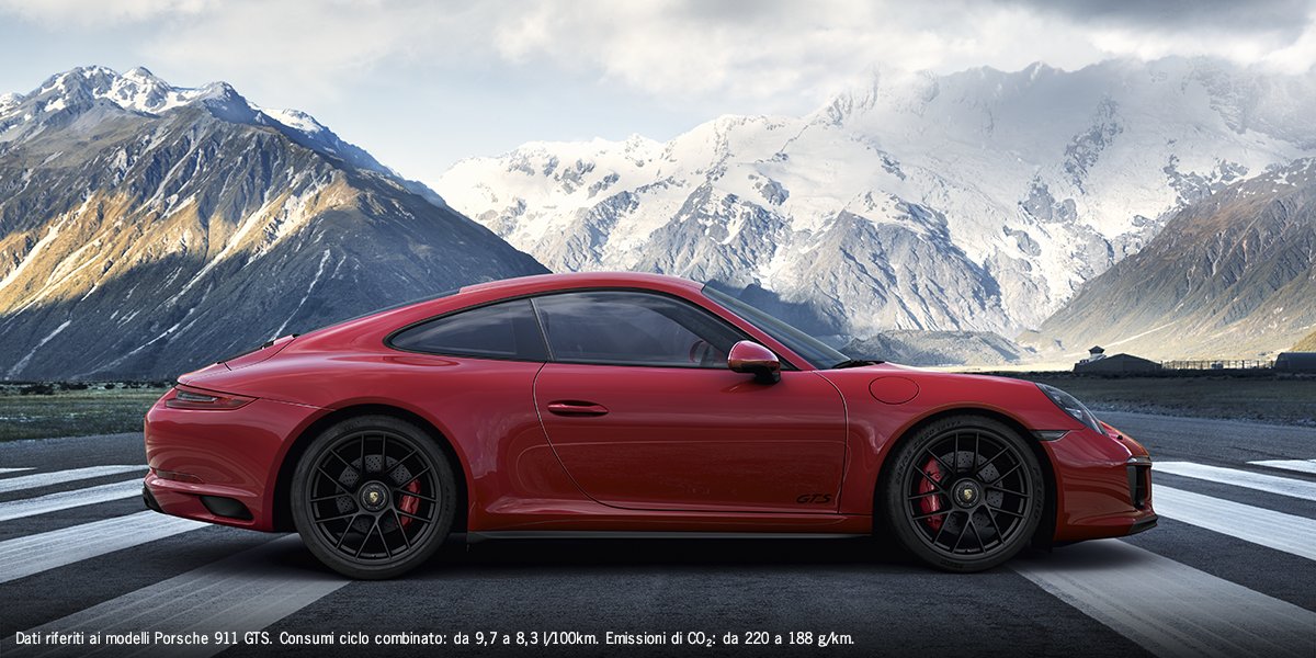 Nuova 911 Carrera GTS: massime prestazioni per una sportiva senza compromessi. bit.ly/2i9iefA