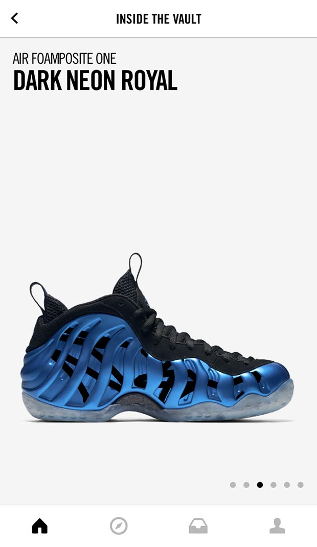 SneakerNews's tweet photo. Props to Nike for this creative way to drop the Royal Foams early https://t.co/CBpBR3Mj0Y https://t.co/2GbwvAgAWo