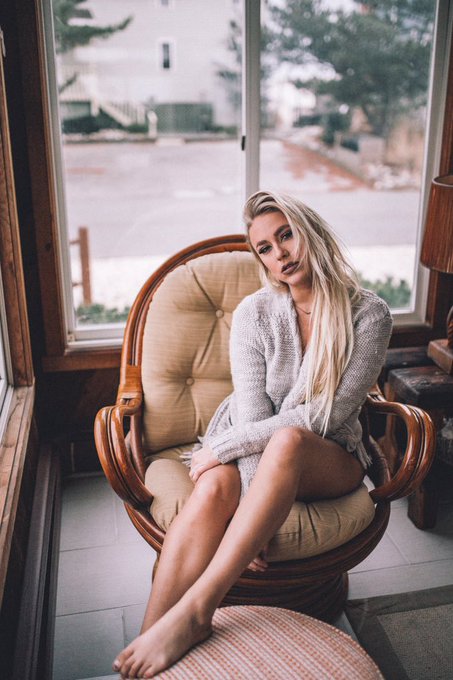 Sweater weather ❄️ https://t.co/JACAkrqqaQ<a href="/tag/fuel"class="tags"><span>#fuel</span></a>