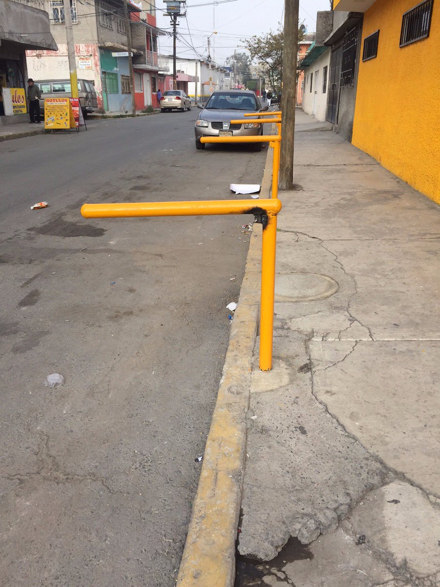 NezaSinCaciques's tweet photo. Neza, entre gandallas y falta de autoridad @PoderAG_Neza @GobNeza @edomex @GrilloMicro @ENMINEZA @neza_denuncia asi gobierna el @NezaPRD https://t.co/vXyZORxR3M