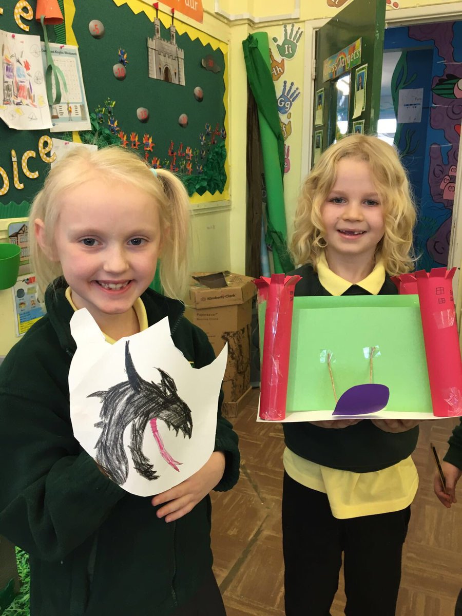 CGPrimary's tweet photo. Class 4 have been getting all creative in their choice challenges today! 🐉 🏰 KD #CGPEP https://t.co/9SV2ufROi8