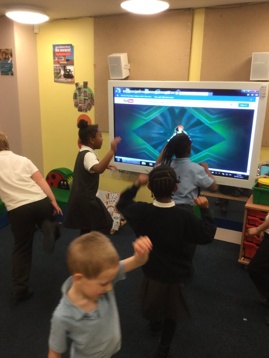 Newhallpri1's tweet photo. Dance dance dance, New Hall style. https://t.co/bXfRsWBTSV
