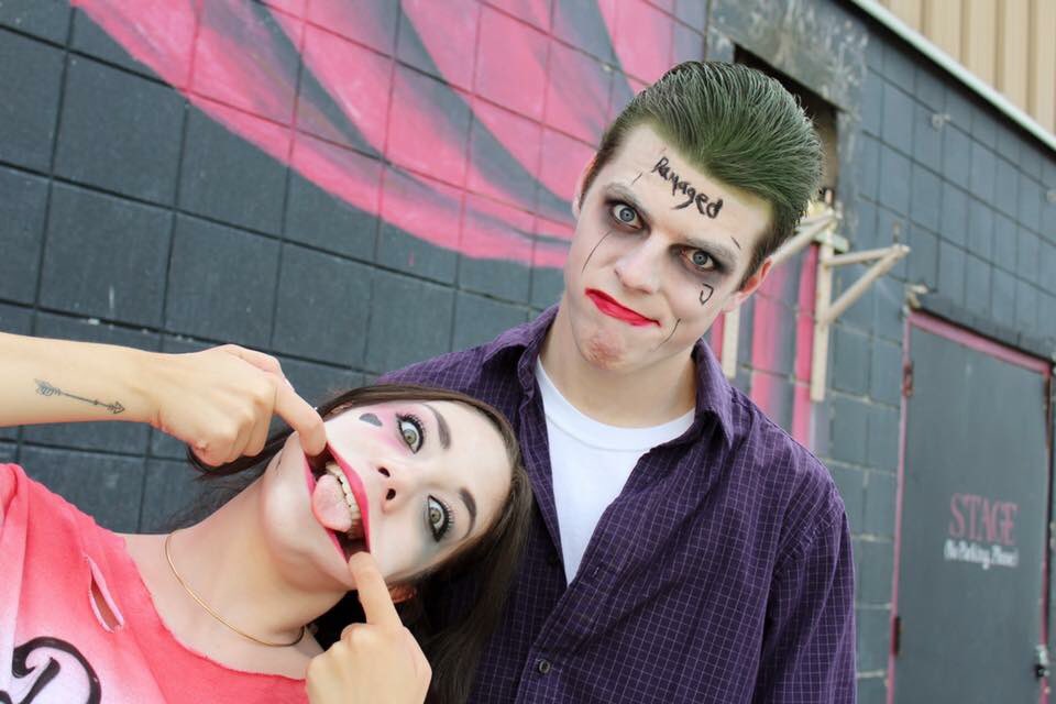 epbecausemakeup's tweet photo. Harley and Joker ❤️💚🖤 Pc: Asha Merchant, Joker: Joey Cook, Costumes/makeup/hair: @EmmiePombo #epbecausemakeup https://t.co/BZo3XwbG3Z