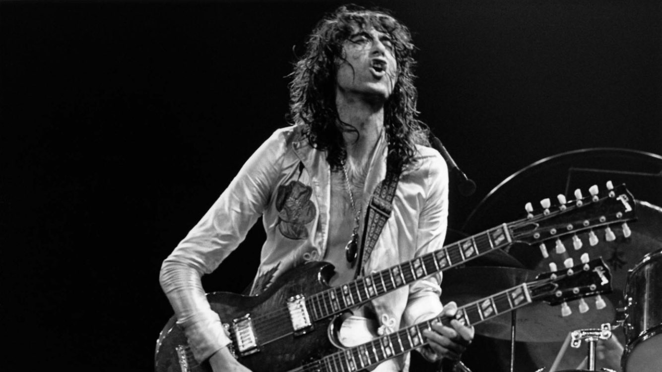 Por cierto... Happy birthday Mr. Jimmy Page!!! 
