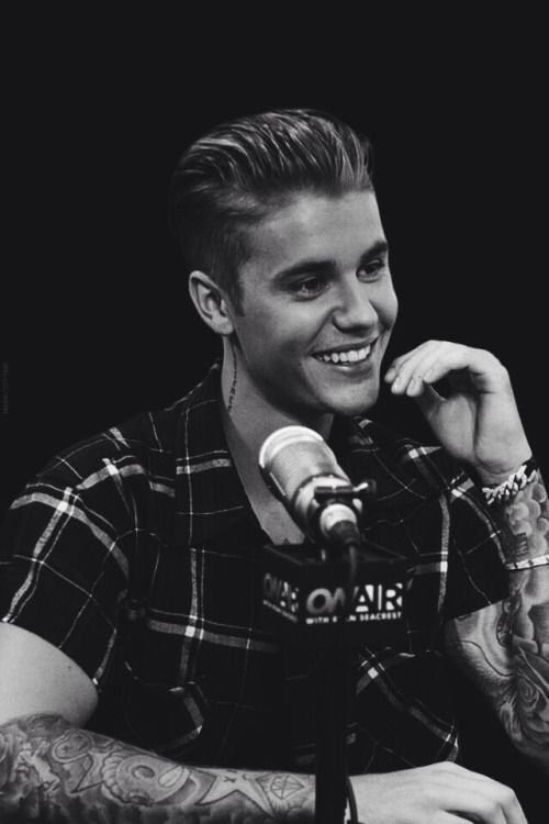 Justin Bieber on Twitter: &ldquo;He is my everything #Beliebers #iHeartAwards