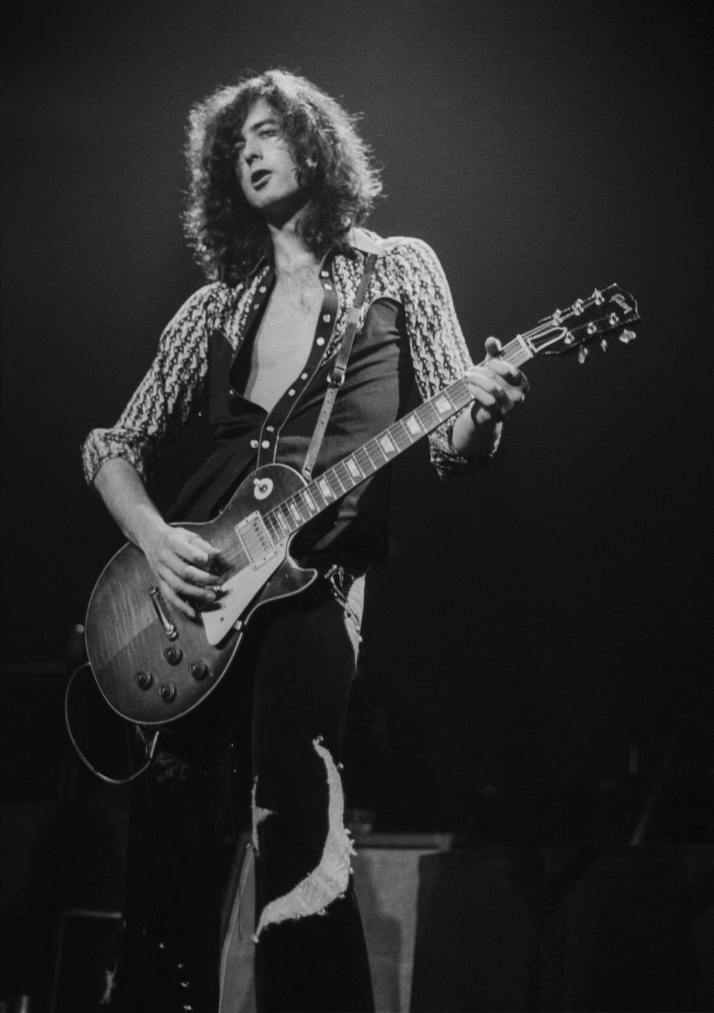 Happy birthday to legendary guitarist Jimmy Page! 