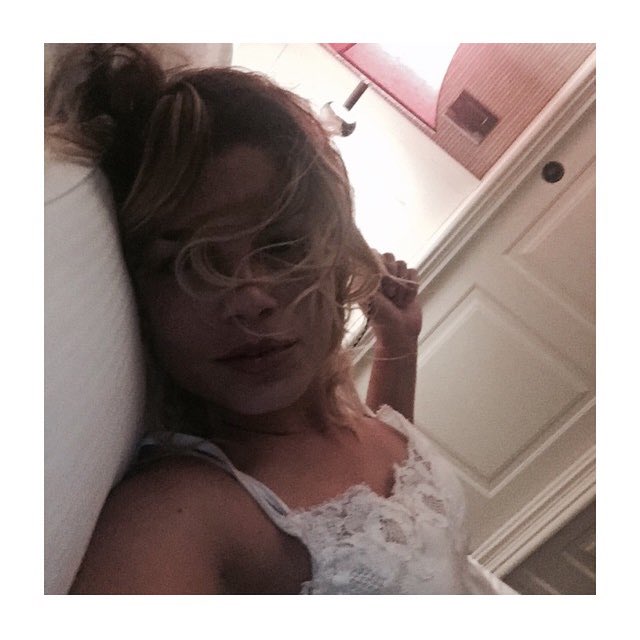 emmabestph's tweet photo. / selfie /

#2015 https://t.co/KUnkB2tJok