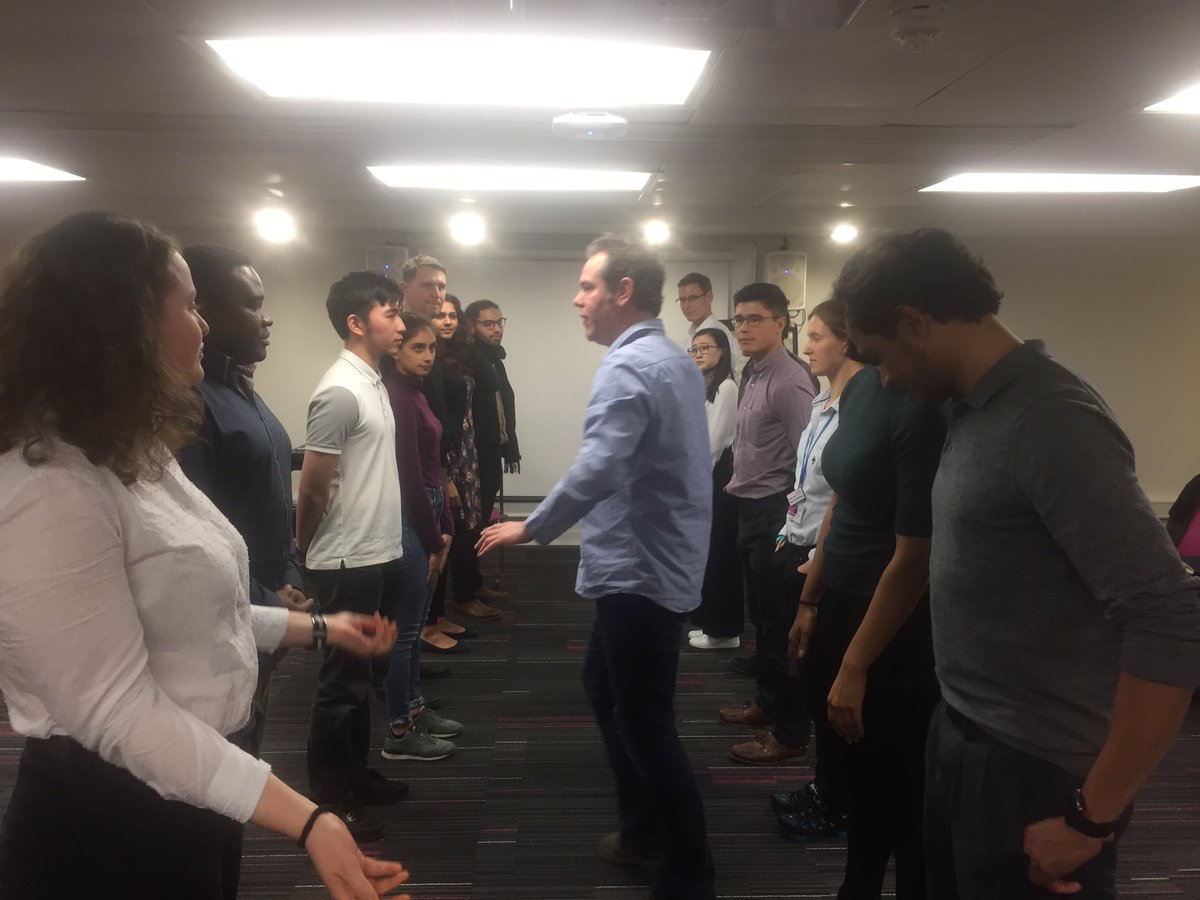 Create pictures in your pitch! Inspiring the room, brilliant pitch coaching with <a href="/TimBenton/">Tim Benton</a>