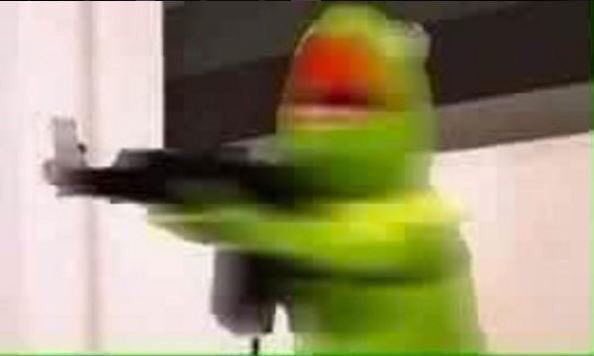 LosingNorth's tweet image. Yo ignorando a alguien VS yo cuando me ignoran