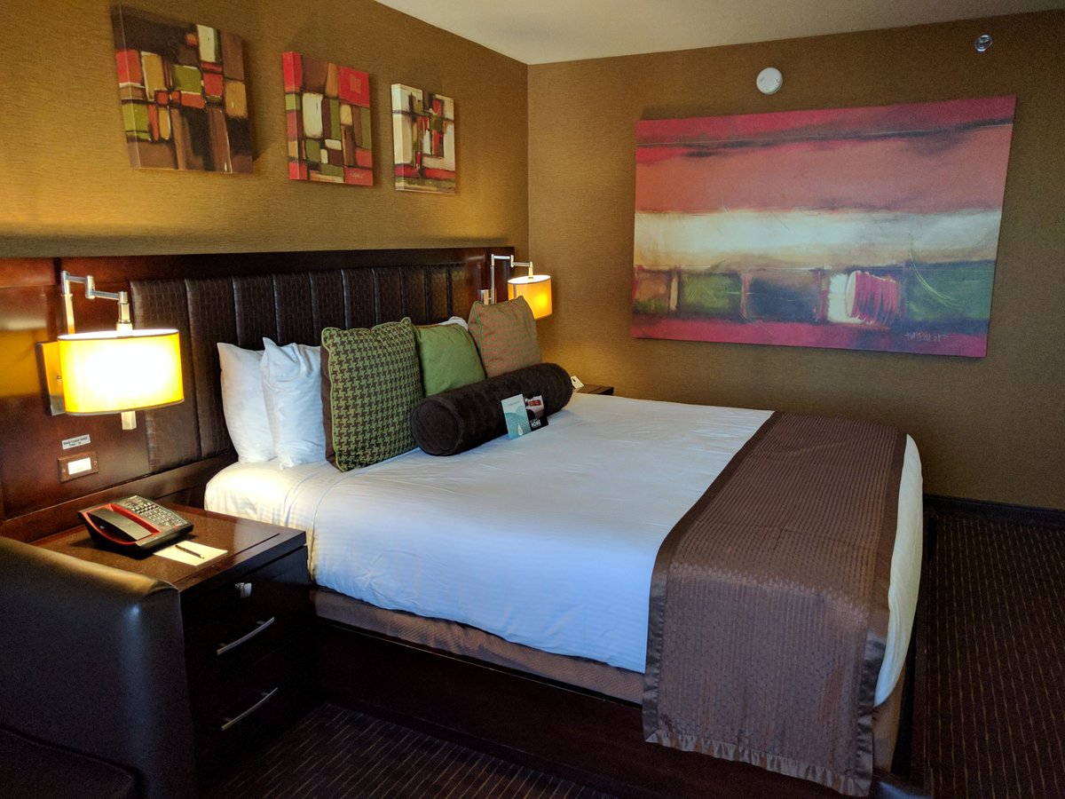 Gold Club Room at the Golden Nugget Las Vegas