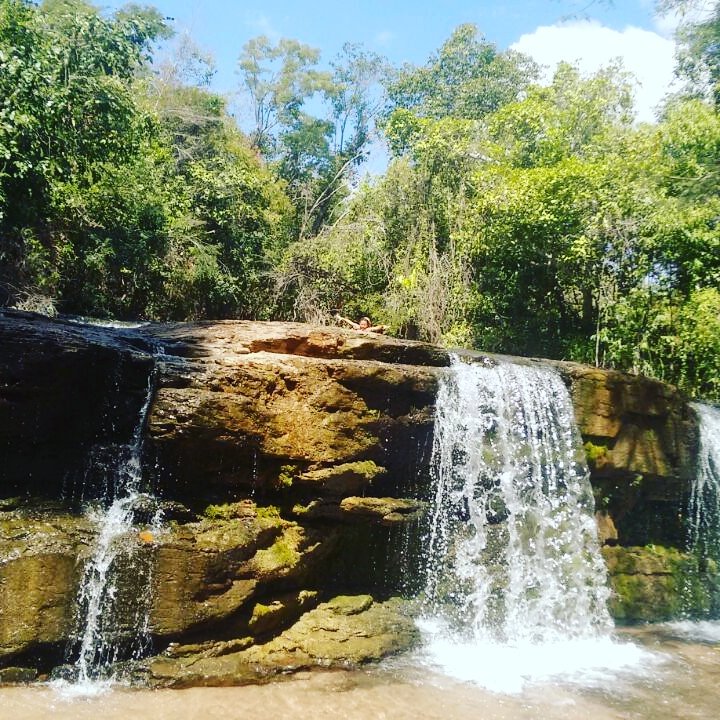Amanda5660's tweet photo. Natureza, Férias!! 😜😍😎 https://t.co/wCRJbwxrGb