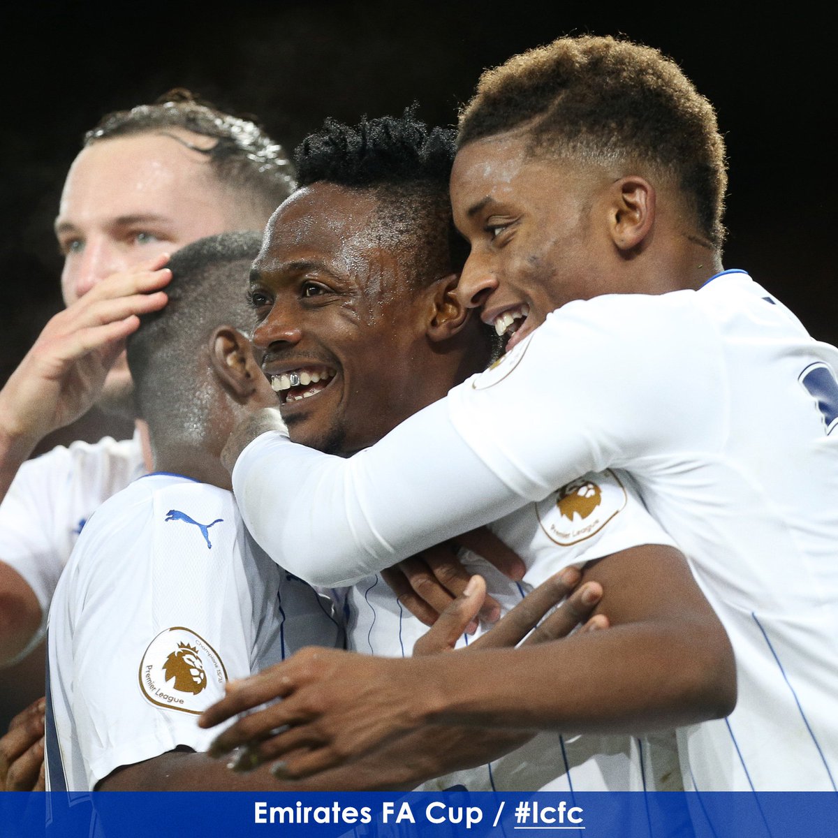 It's an East Midlands derby! 🦊🐑

Read more on our Emirates FA Cup Fourth Round draw against Derby County: leic.it/2iX3dS1
