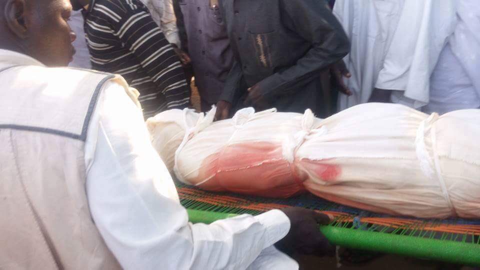 sudanesesupport's tweet photo. ثم ماذا لديك بعد يامن إرتكبت المجازر بحق الشعب؟ تريدُ قلتي؟ إقتُـلني ثم إقتُـلني لكنّي لن أصمت وسأذكرك ب #مجازر_دارفور التي ارتكبتها
#عصينا https://t.co/nn1F8SX0Cw