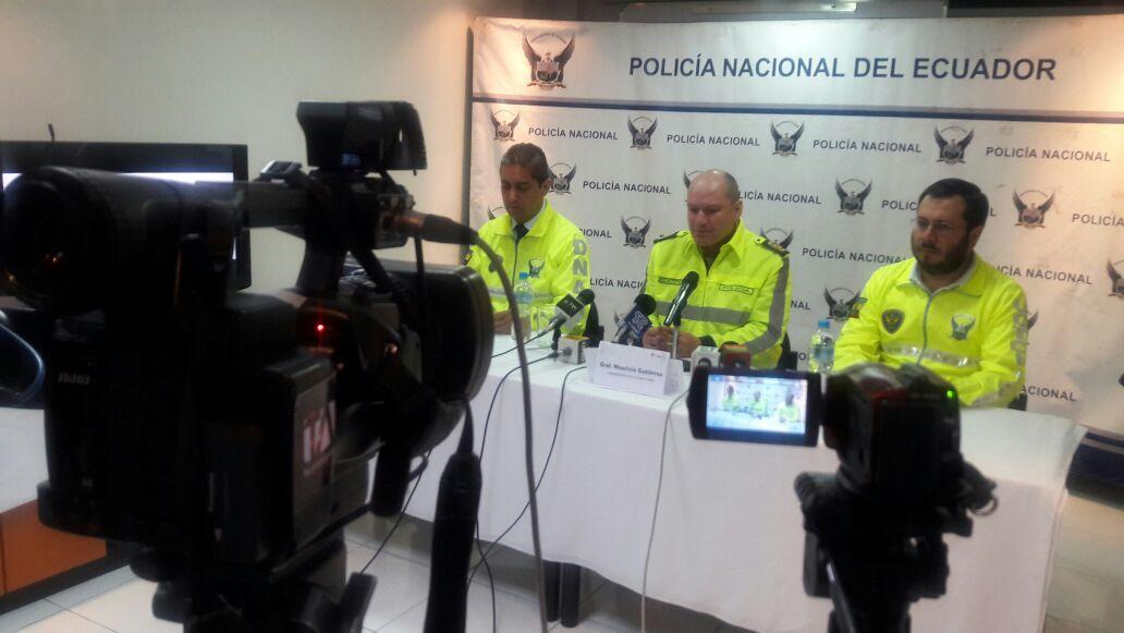 Con estas acción se evitó la circulación de 376.482 dosis alcaloides. Además se decomisaron 3 vehículos, 2 balanzas y 10 celulares. 2/2