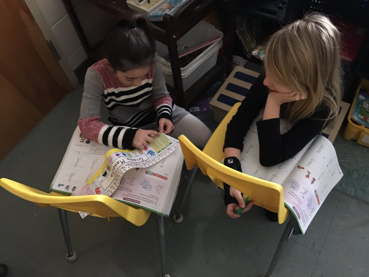 MichaelJDunlea's tweet photo. Flexible seating during math time is so popular, S's love it and are way more engaged. #tlap #edchat @NNSTOY @AAEdVoice #satchat #sunchat https://t.co/JbJcOicSmN