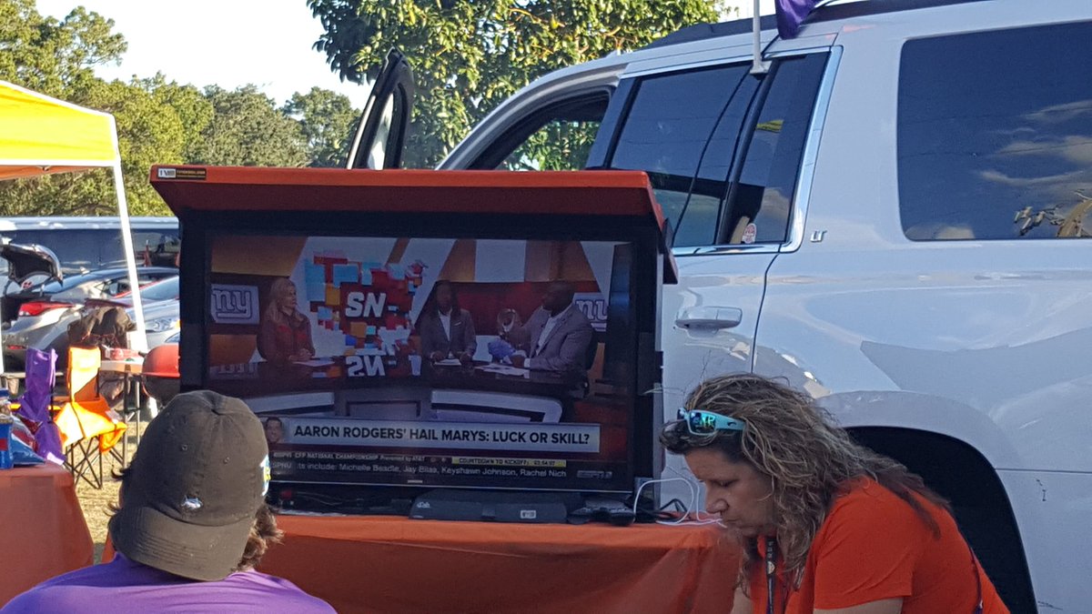 LingTjay's tweet image. 