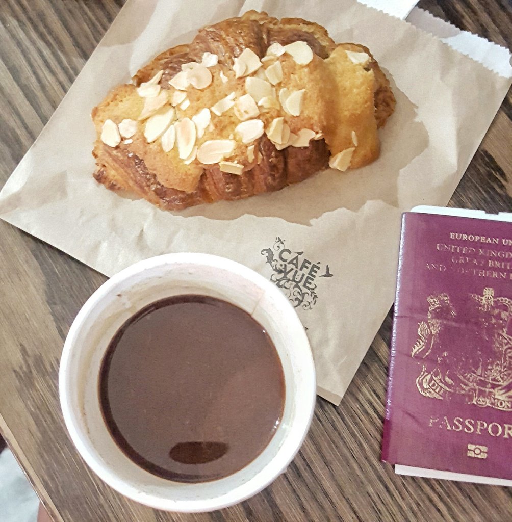 CafeVue's tweet photo. @MelAir 
 RT @chocolateguide: An excellent way to see off Melbourne airport. Decaf coffee with @Valrhona from @CafeVue &amp; an almond croissant. 😍 https://t.co/o5ak4ElXrX