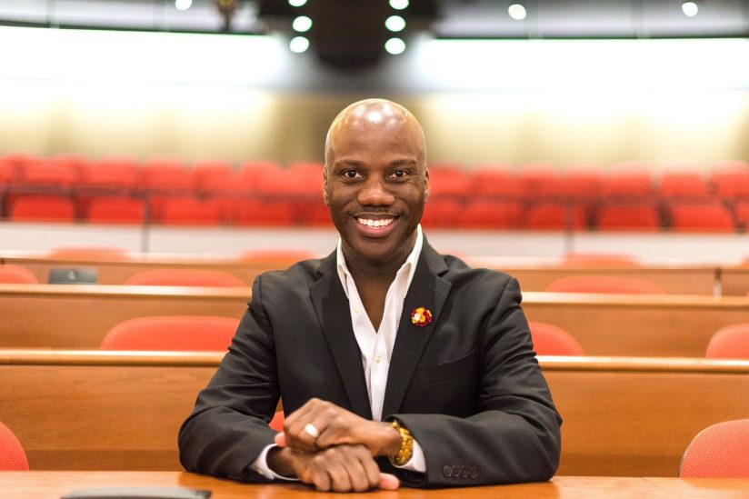 USC on Twitter: "Diversity expert @DrShaunHarper joining @USCRossier to