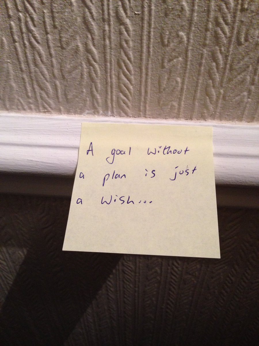 hive_talkin's tweet photo. Positive work vibes next to the evening work station #work #bees #honeybee #hivemanagement #positivementality #hardworkpaysoff https://t.co/758TJW8QwP