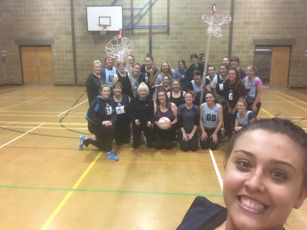 AlisonLHSanders's tweet photo. #sadnetballposts are now #happynetballposts thanks to #harrodukltd! Thanks from us all at Back to Netball Bridgwater https://t.co/k7nVtEIDXM