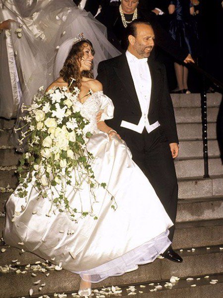 10 Alternative Songs To Walk You Down The Aisle On Your Wedding Day lovewc.me/BdyYMn