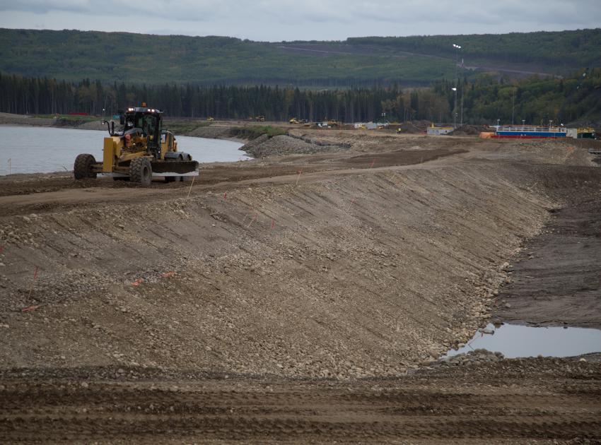 CEAA satisfied with changes Hydro makes at Site C construction site energeticcity.ca/2017/01/ceaa-s…