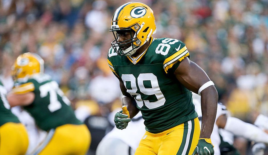 GamecocksOnline's tweet image. #NFLGamecocks: 
Jadeveon Clowney: game-changing INT
Johnathan Joseph: team-high 10 tackles
Devin Taylor: 5 tackles
Jared Cook: 5 rec, 48 yds