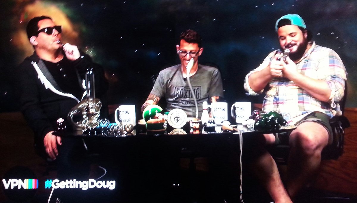 Guavatooo's tweet photo. Only hotbox w/Indica so the kids go to bed. ππ #gdwh #gettingdoug #heavymonkey https://t.co/c7eNTebF4x