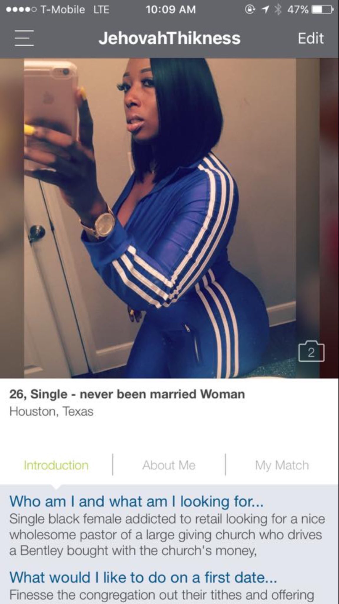 C1x0IQSVIAAT2wn.jpg:large