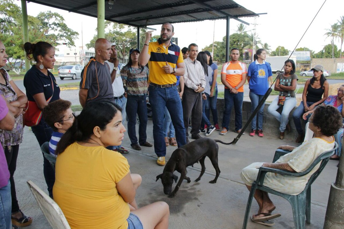 En Asamblea de vecinos Sector Callejón Universidad, Pq Los Godos ampliando y fortaleciendo un gran equipo en #Monagas.