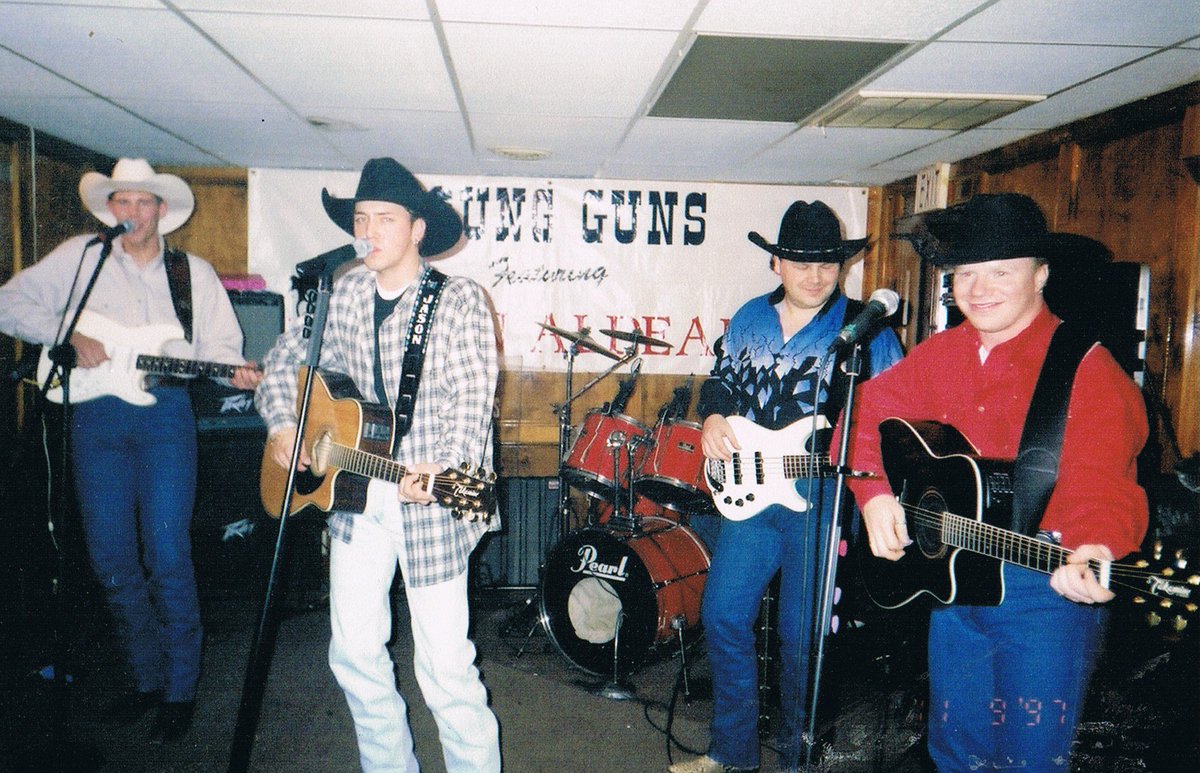 Country Music Hof Jason Aldean Performing With His Early Band Young Guns Cmhof50 Country Music Hof Jason Aldean Performing With His Early Band Young Guns Cmhof50