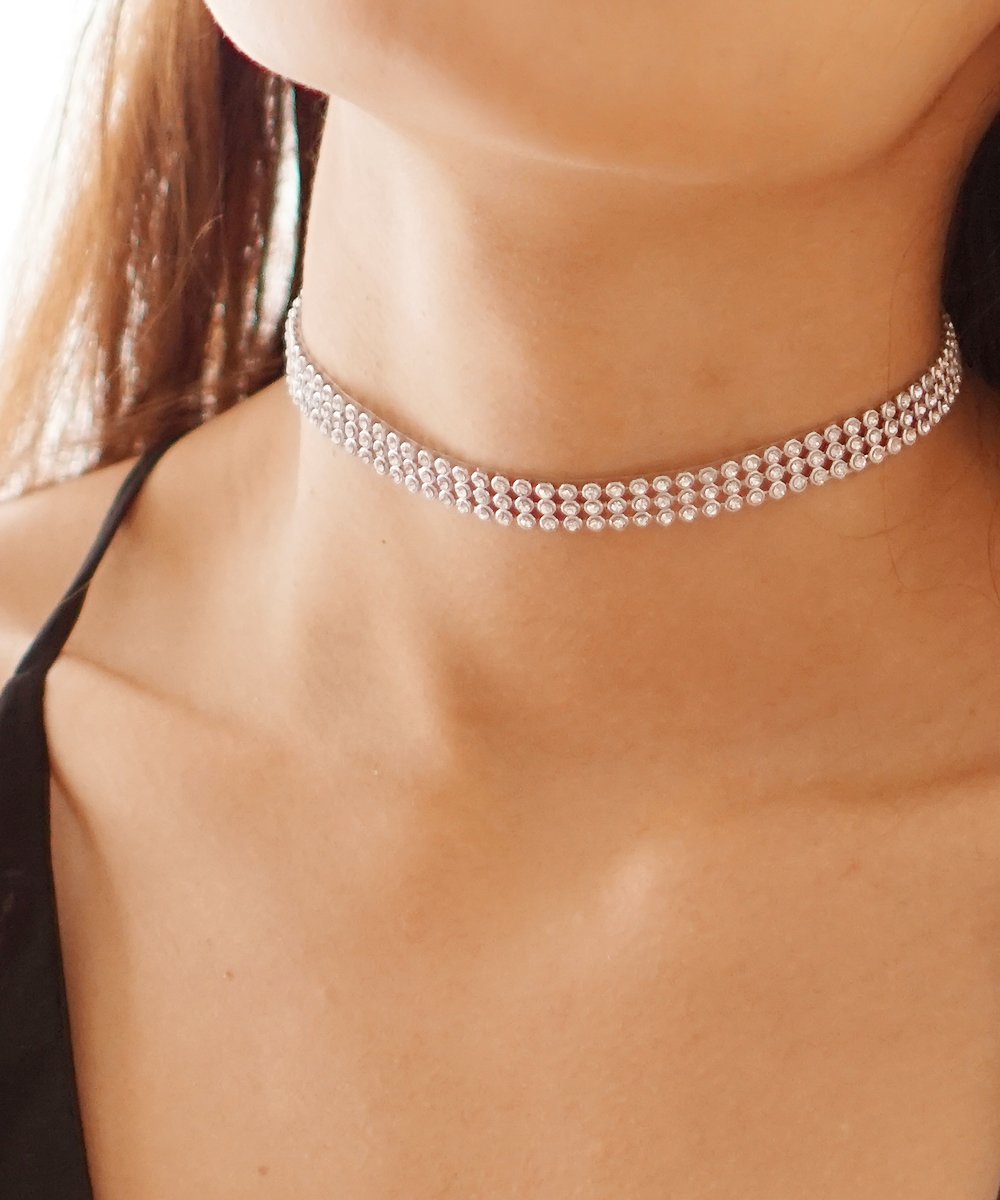 baublesngems's tweet photo. #Love #Sales #2017 Spend $20 or more on the #site and get a #FREE bling #choker https://t.co/wWhXNW7neN https://t.co/4BIiIvWS5n