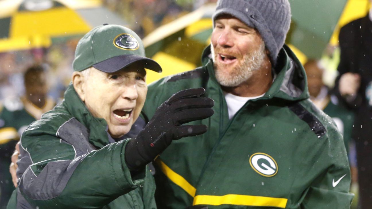 Happy Birthday to the ORIGINAL Super Bowl MVP, Mr. Bart Starr! 