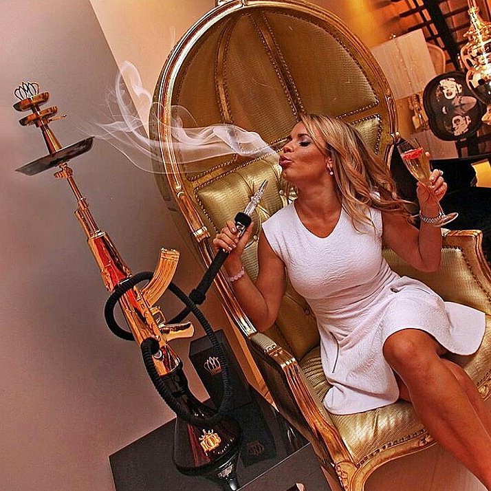 VIPHookahs's tweet photo. The Good Life! I https://t.co/odMUGWzYZu #SHISHA https://t.co/CdMdbCmgHI